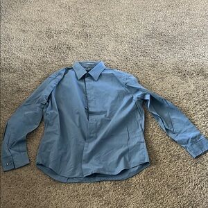 Men’s dress shirt size XL